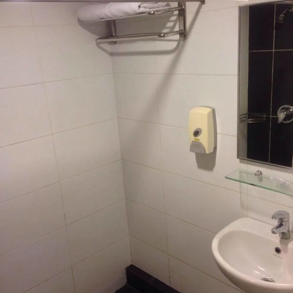 Hotel Caliber Kuala Lumpur 3*,